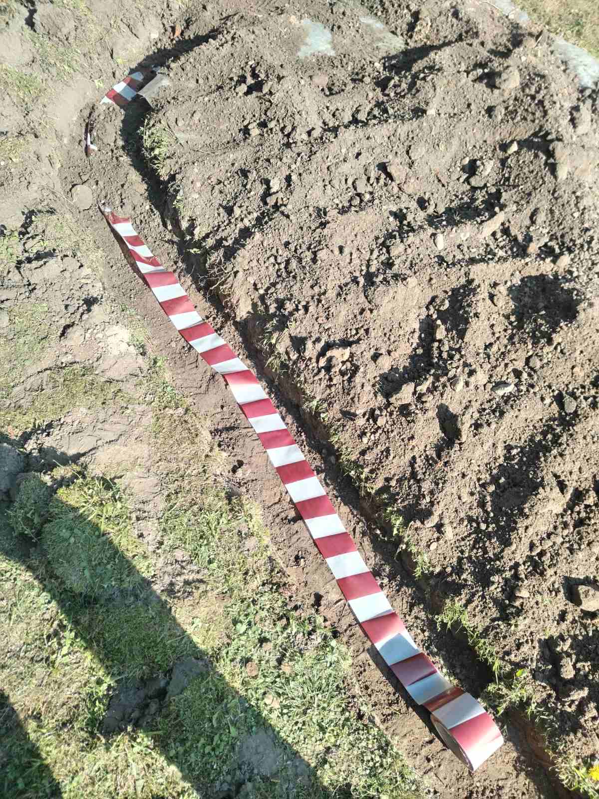 прокладка проводов в траншее